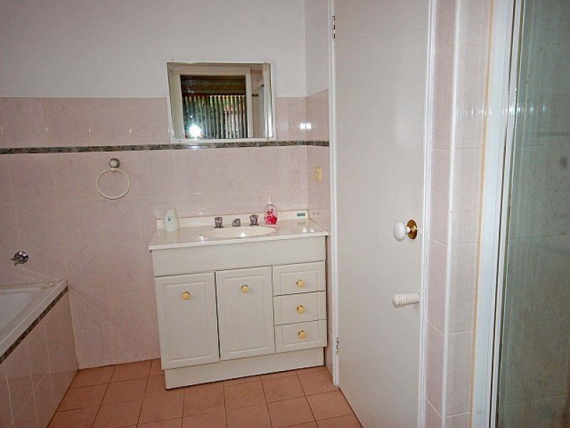 16 Deakin Street, Ermington NSW 2115