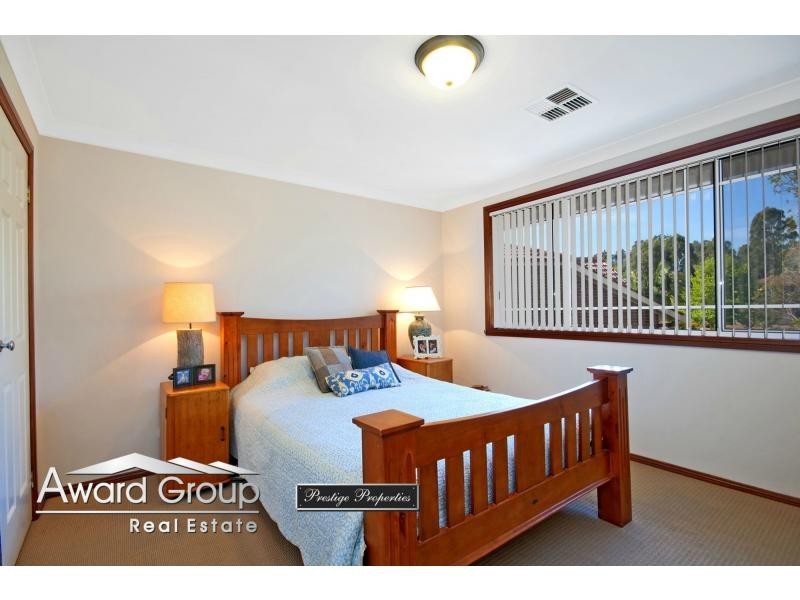 Duplex 2/5 Morven Court, Castle Hill NSW 2154