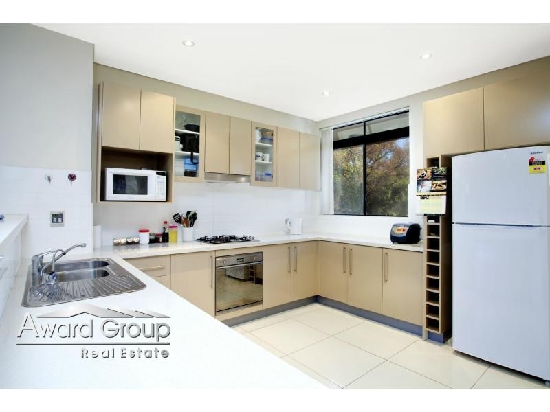 101/2-4 Purser Avenue, Castle Hill NSW 2154