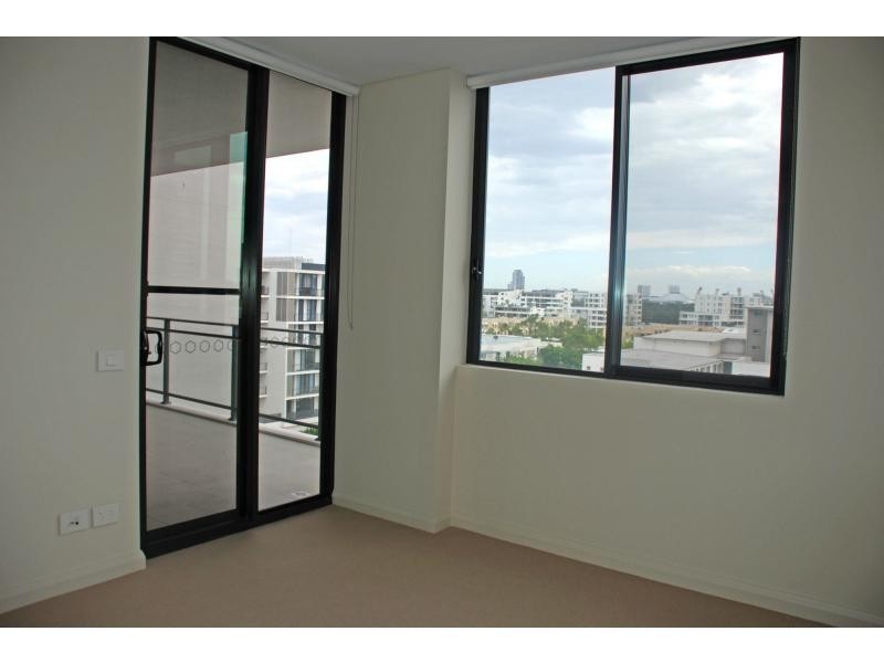 B713/14 Baywater Drive, Wentworth Point NSW 2127