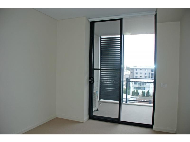 B713/14 Baywater Drive, Wentworth Point NSW 2127