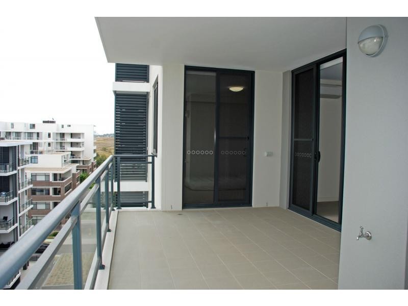 B713/14 Baywater Drive, Wentworth Point NSW 2127