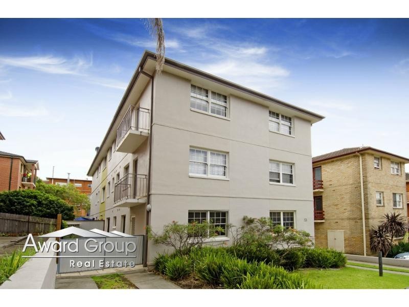 2/13 Edward Street, Ryde NSW 2112