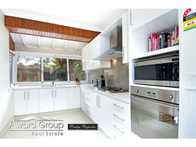 2 Taylor Avenue, Melrose Park NSW 2114