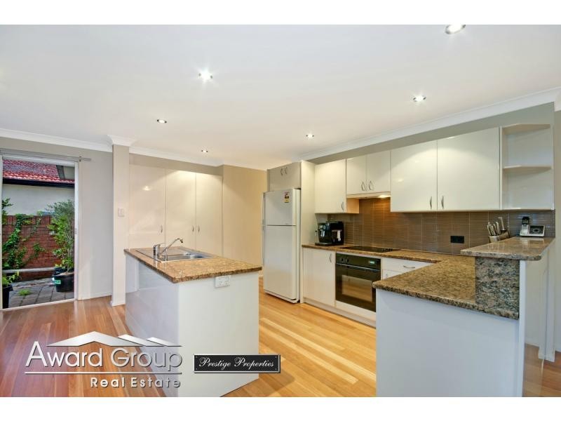 8 Winbourne Street, West Ryde NSW 2114