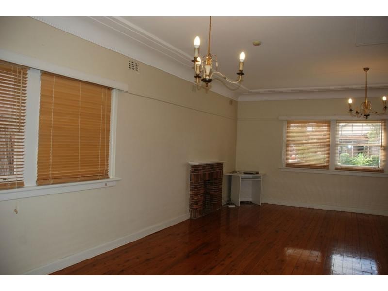 16 Dickson Avenue, West Ryde NSW 2114