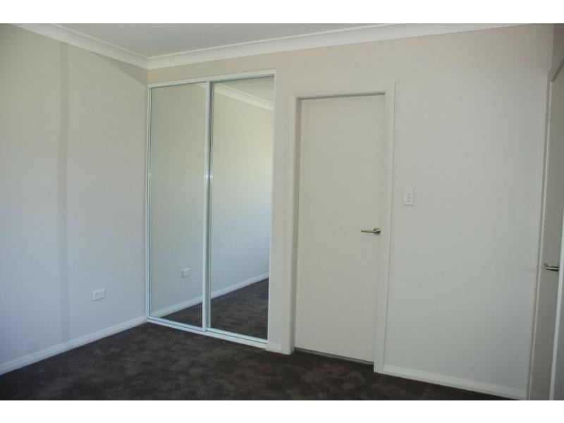 2/75 Winbourne Street East, West Ryde NSW 2114