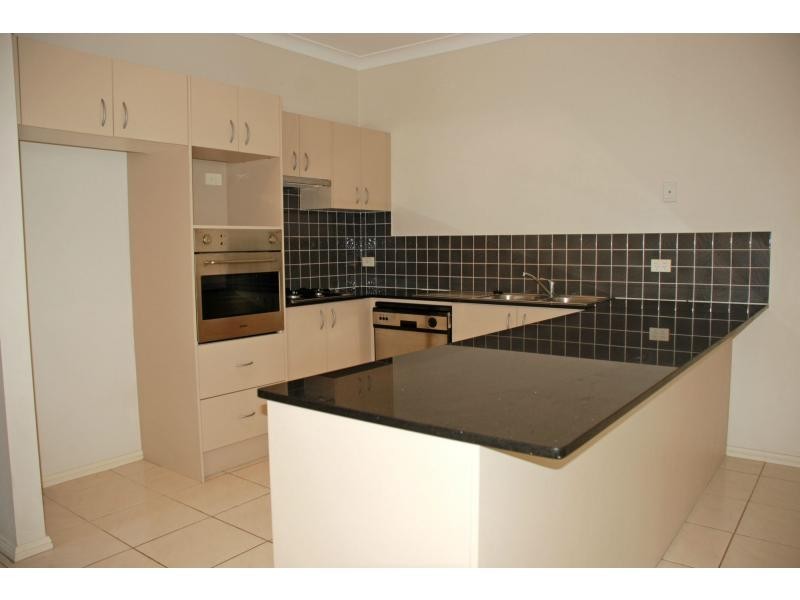 2/14 Swan Street, Rydalmere NSW 2116