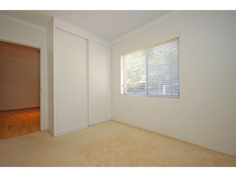 5/18 Bank Street, Meadowbank NSW 2114