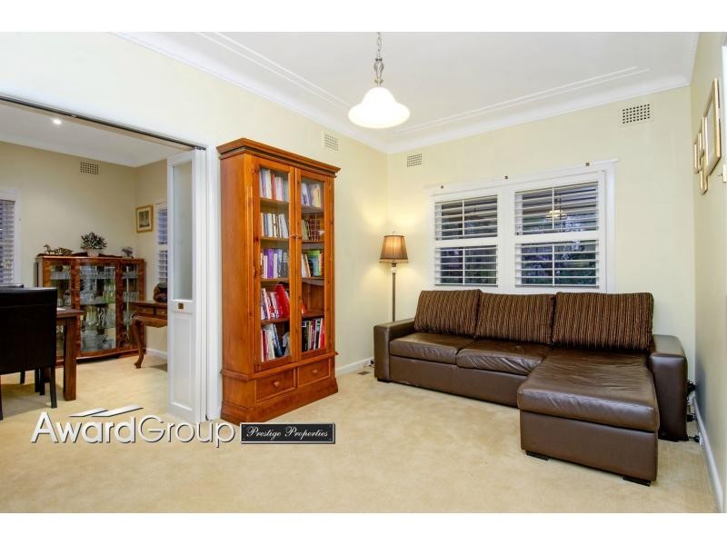 15 Bennett Street, West Ryde NSW 2114