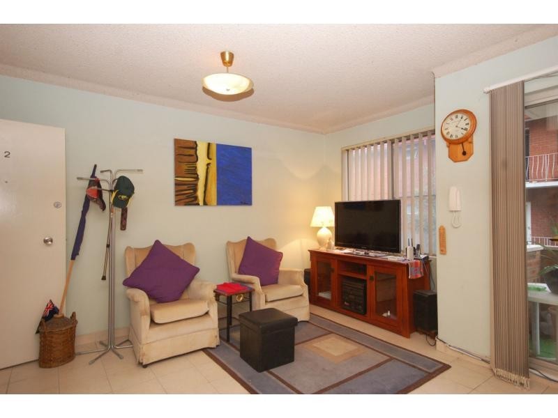 2/33 Meadow Crescent, Meadowbank NSW 2114