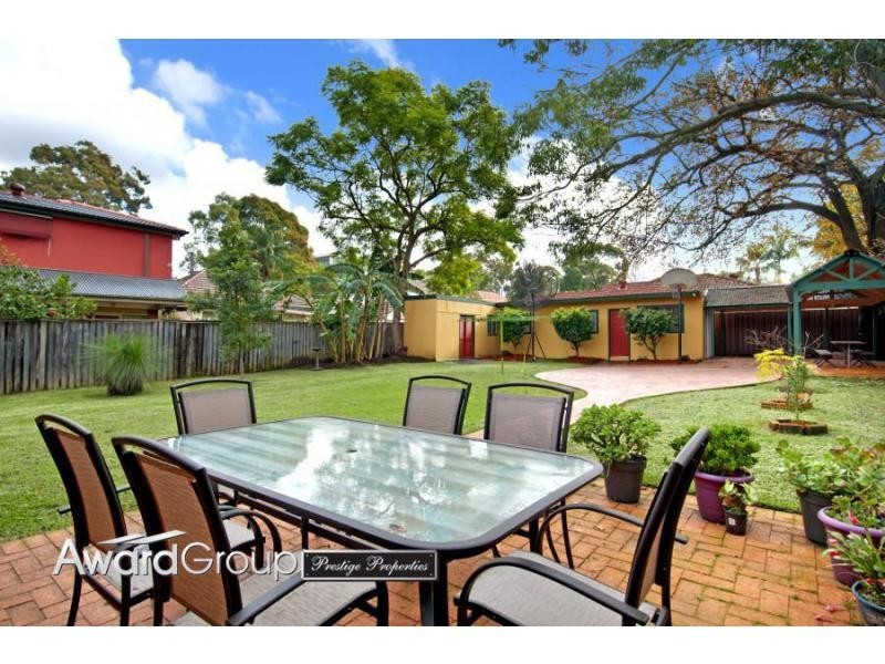 2 Taylor Avenue, West Ryde NSW 2114