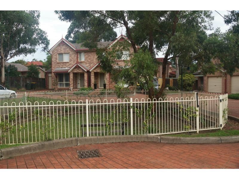 10/8 Hillcrest Road, Quakers Hill NSW 2763