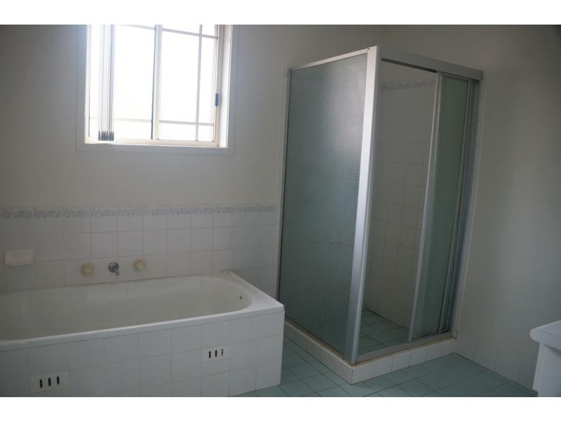 10/8 Hillcrest Road, Quakers Hill NSW 2763