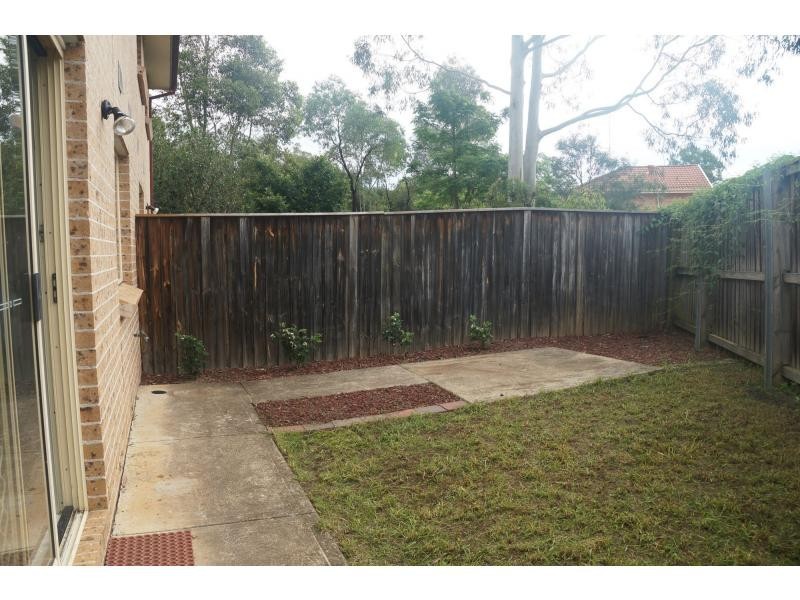10/8 Hillcrest Road, Quakers Hill NSW 2763