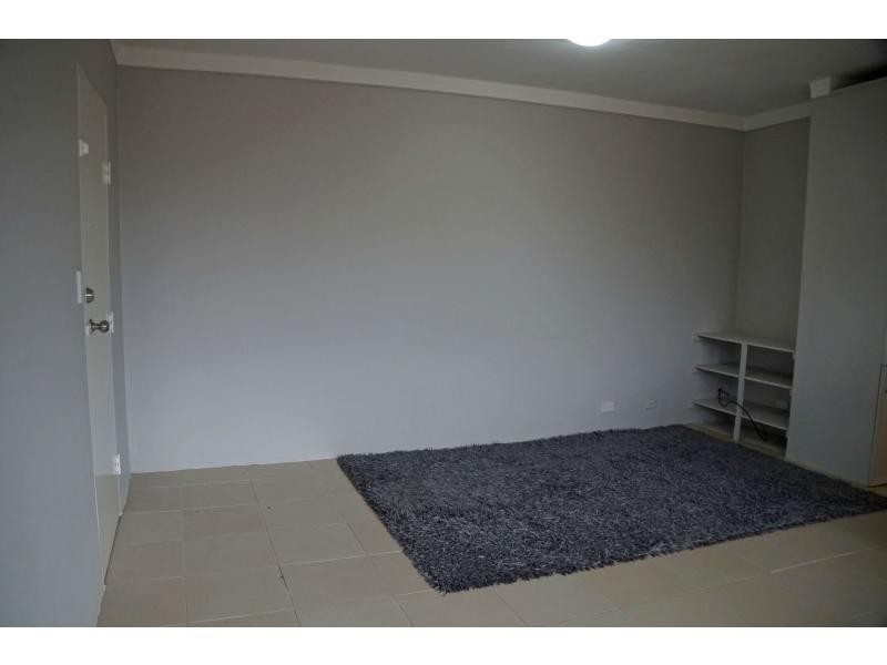 17/3-5 Meadow Crescent, Meadowbank NSW 2114