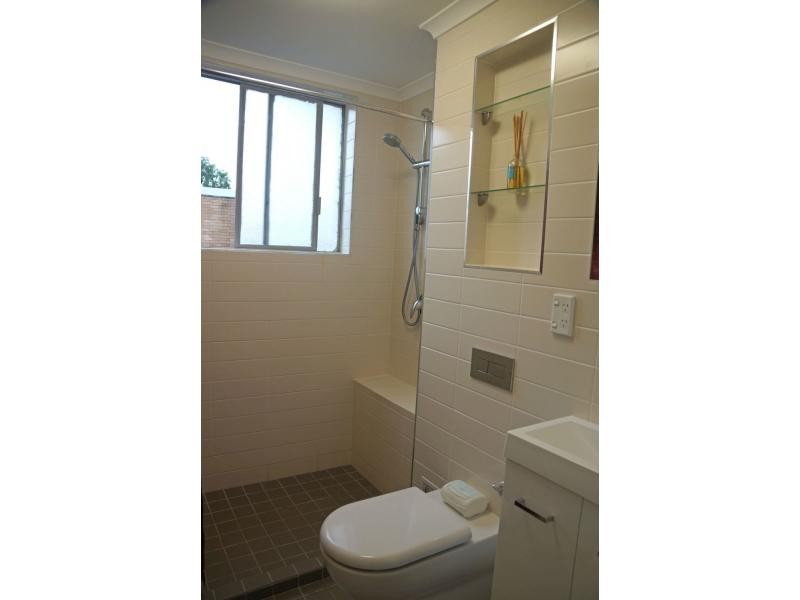 17/3-5 Meadow Crescent, Meadowbank NSW 2114