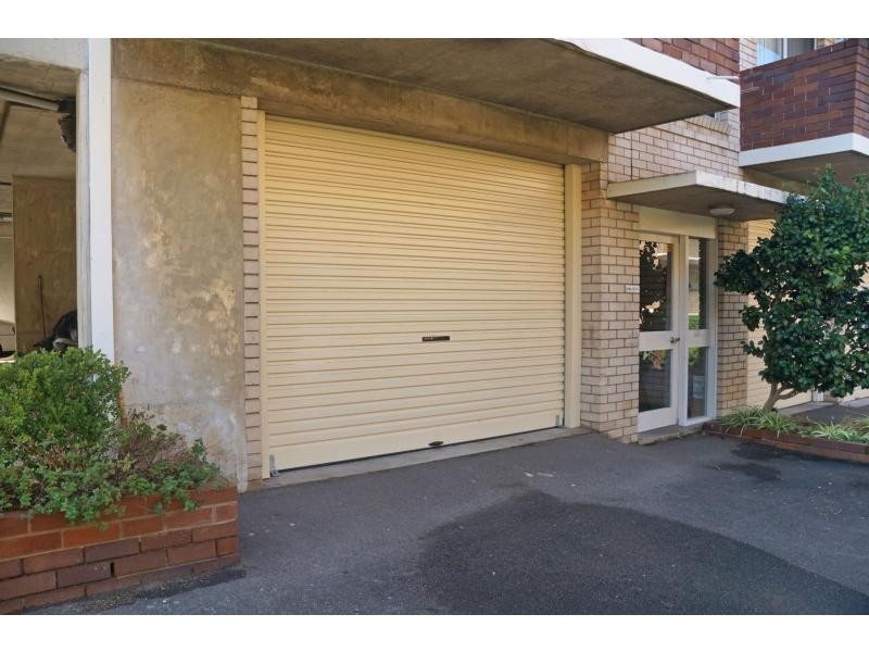 17/3-5 Meadow Crescent, Meadowbank NSW 2114