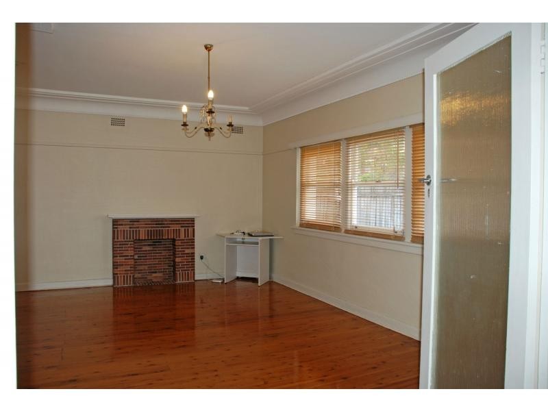 16 Dickson Avenue, West Ryde NSW 2114