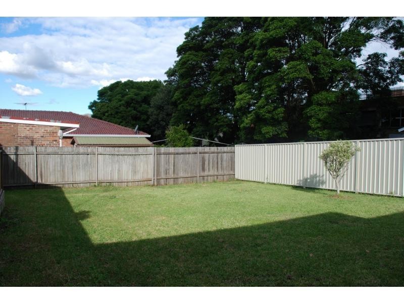 16 Dickson Avenue, West Ryde NSW 2114