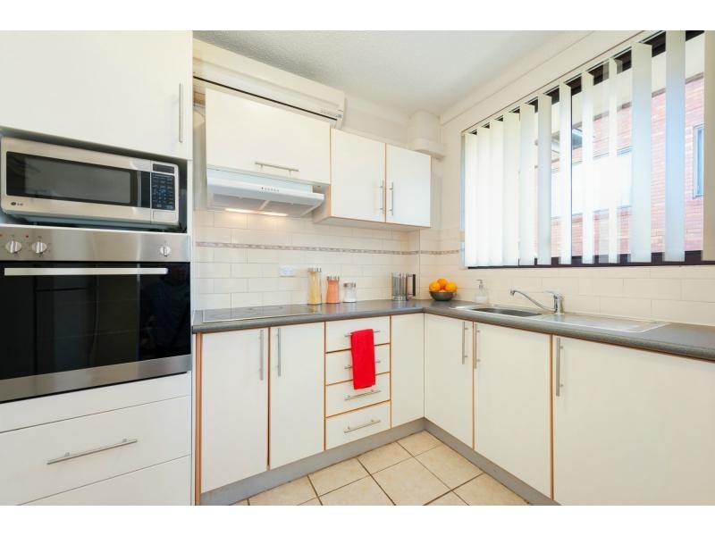 11/6a Bank Street, Meadowbank NSW 2114