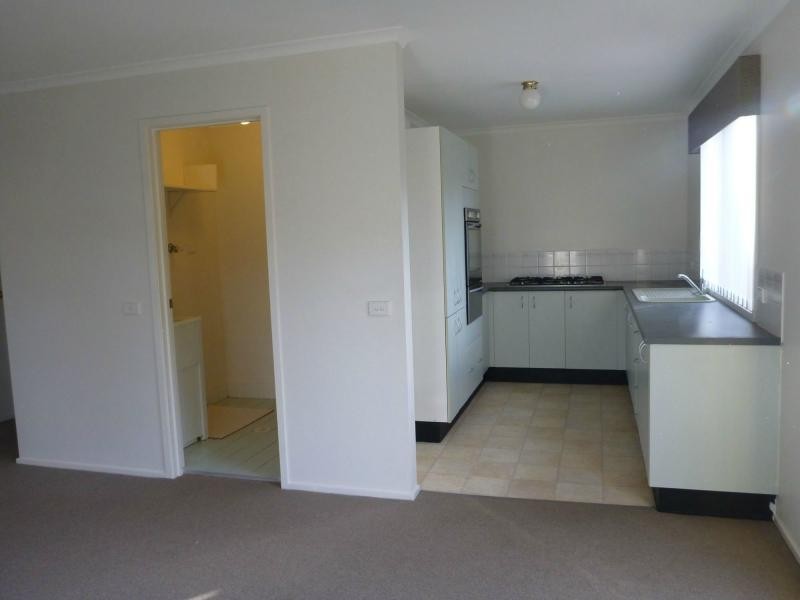 10/8 Hillcrest Road, Quakers Hill NSW 2763