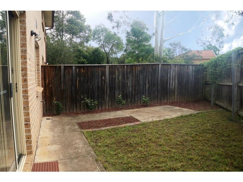 10/8 Hillcrest Road, Quakers Hill NSW 2763
