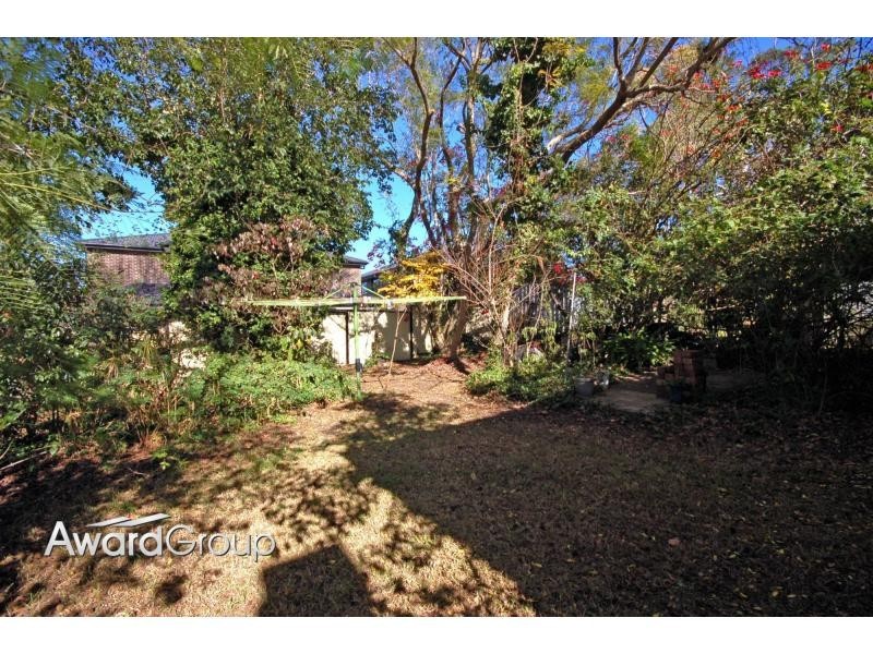 8 Woodward Street, Ermington NSW 2115