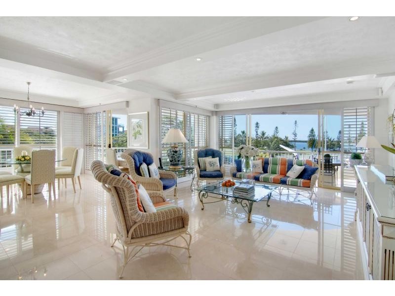 3/19 Oatland Esplanade, Runaway Bay QLD 4216