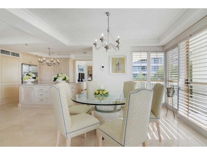 3/19 Oatland Esplanade, Runaway Bay QLD 4216