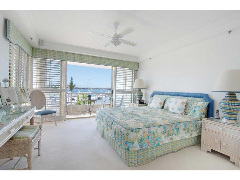 3/19 Oatland Esplanade, Runaway Bay QLD 4216