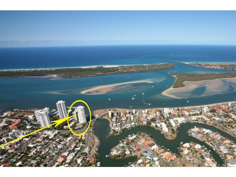 Unit 18B/5 Bayview Street, Runaway Bay QLD 4216