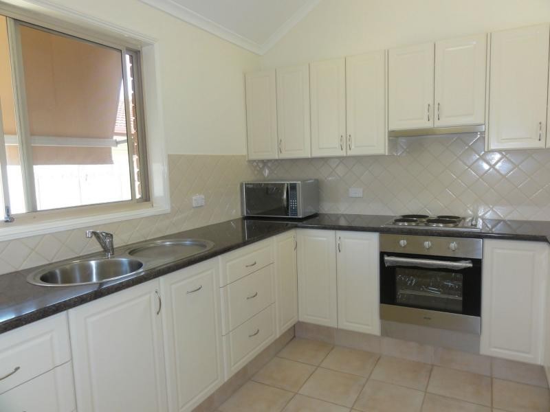 1/5 Victor Avenue, Paradise Point QLD 4216