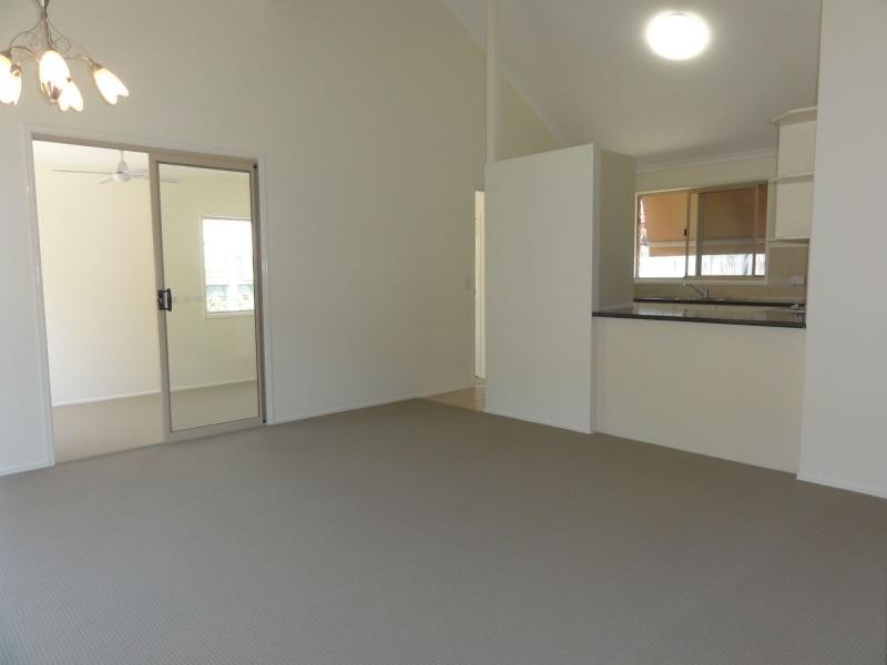 1/5 Victor Avenue, Paradise Point QLD 4216