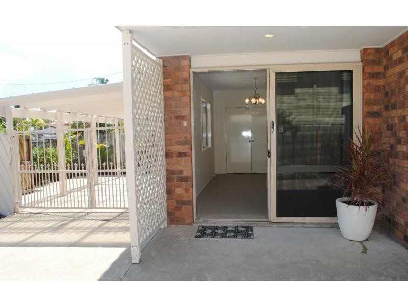 1/5 Victor Avenue, Paradise Point QLD 4216