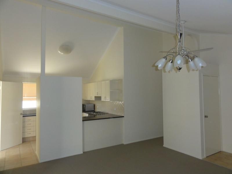 1/5 Victor Avenue, Paradise Point QLD 4216