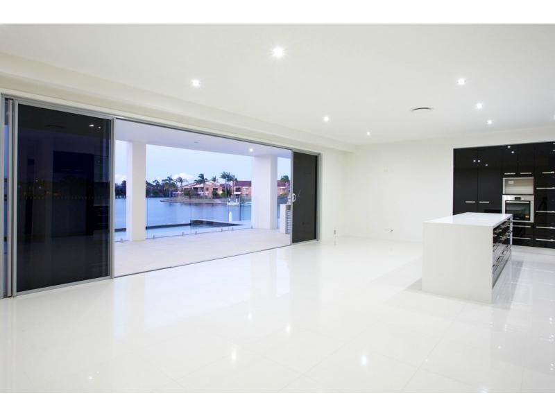 Runaway Bay QLD 4216