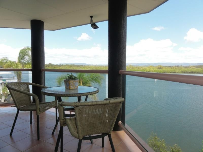 46 Tradewinds Avenue, Paradise Point QLD 4216