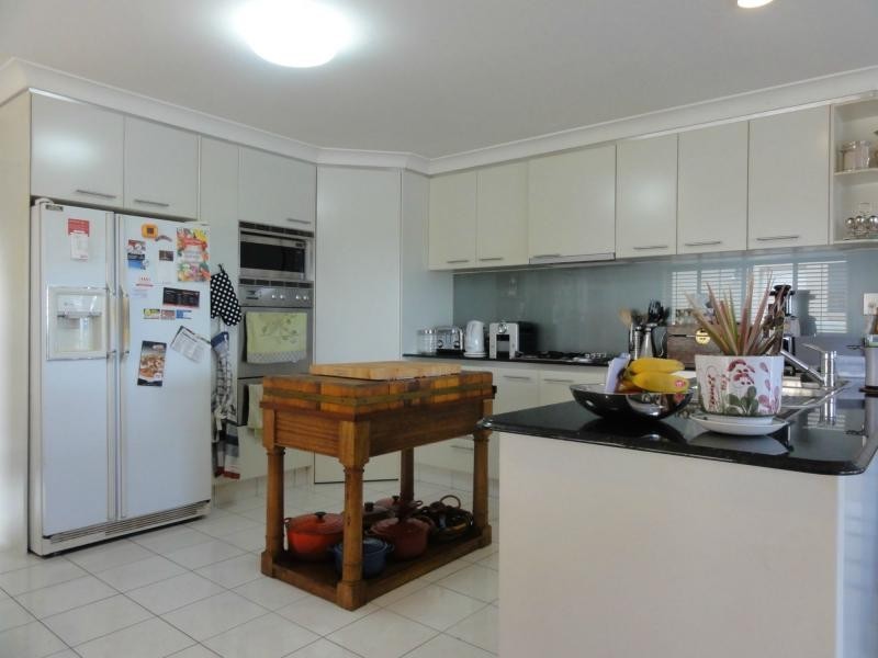 46 Tradewinds Avenue, Paradise Point QLD 4216