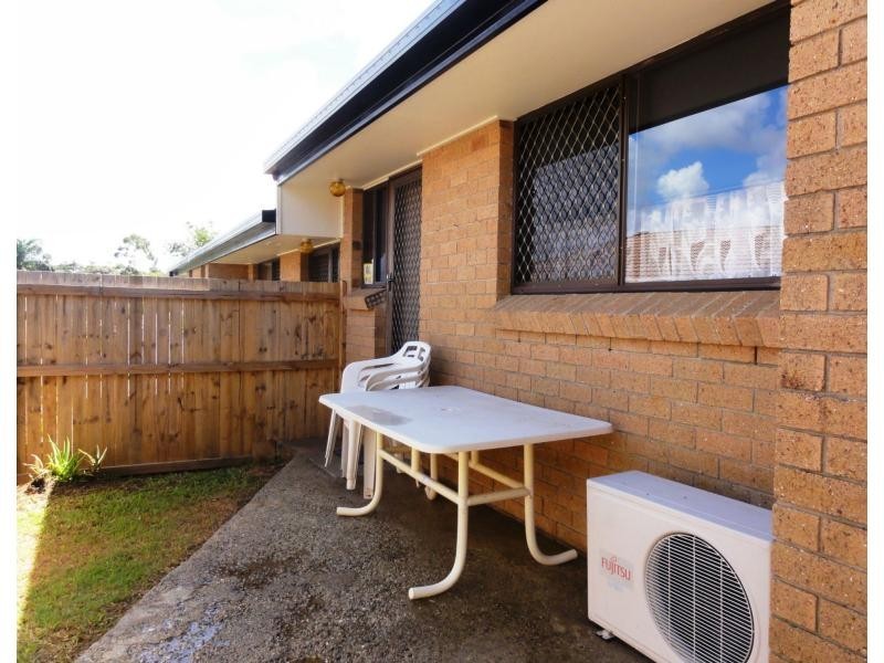 2/13 Gladys Street, Labrador QLD 4215