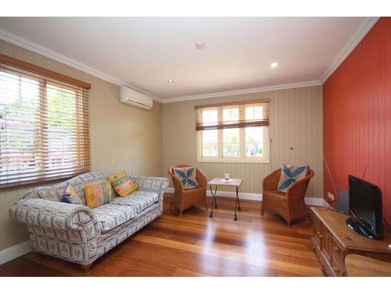 36 Finnie Road, Deagon QLD 4017