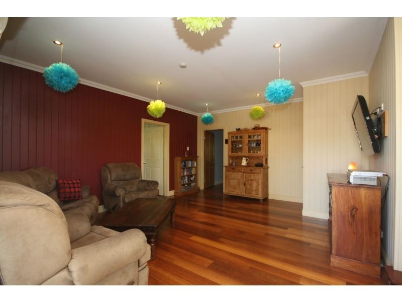 36 Finnie Road, Deagon QLD 4017