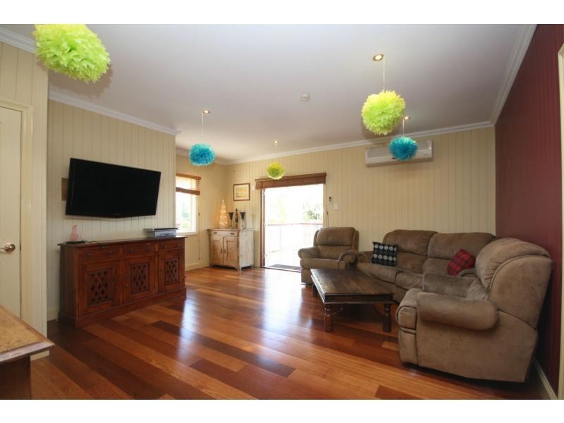 36 Finnie Road, Deagon QLD 4017