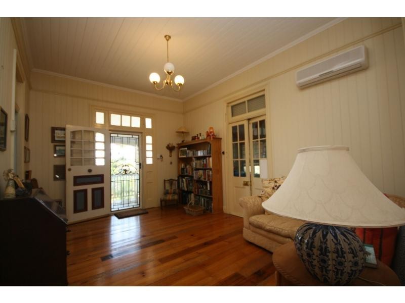 36 Finnie Road, Deagon QLD 4017