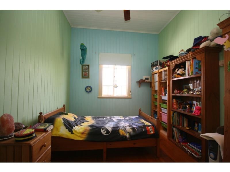 36 Finnie Road, Deagon QLD 4017