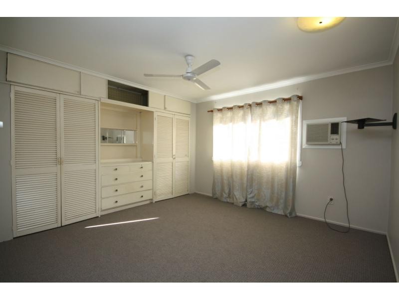 7 Highland Street, Redcliffe QLD 4020