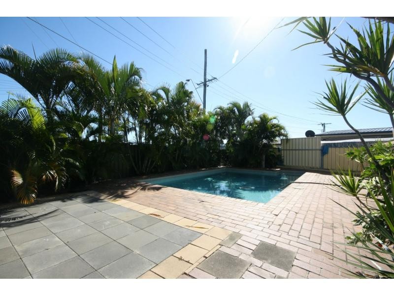 138 Klingner Road, Redcliffe QLD 4020