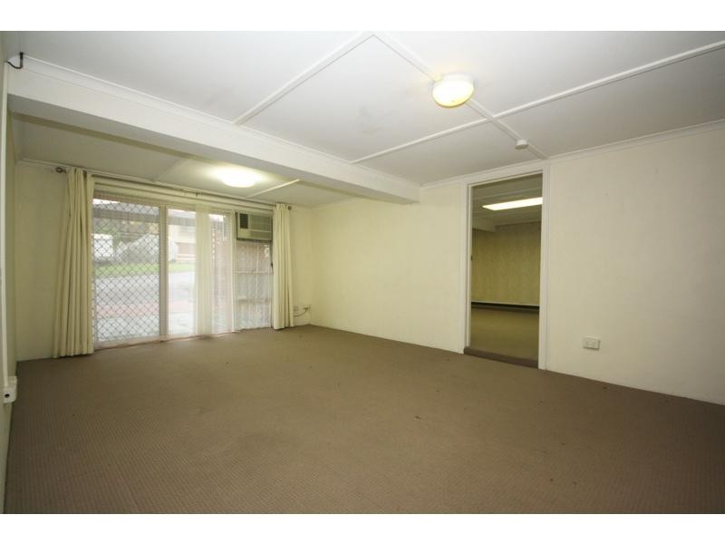 104 Newman Avenue, Camp Hill QLD 4152