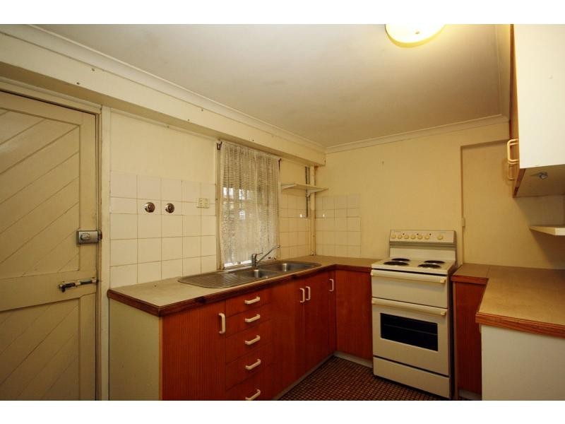 104 Newman Avenue, Camp Hill QLD 4152