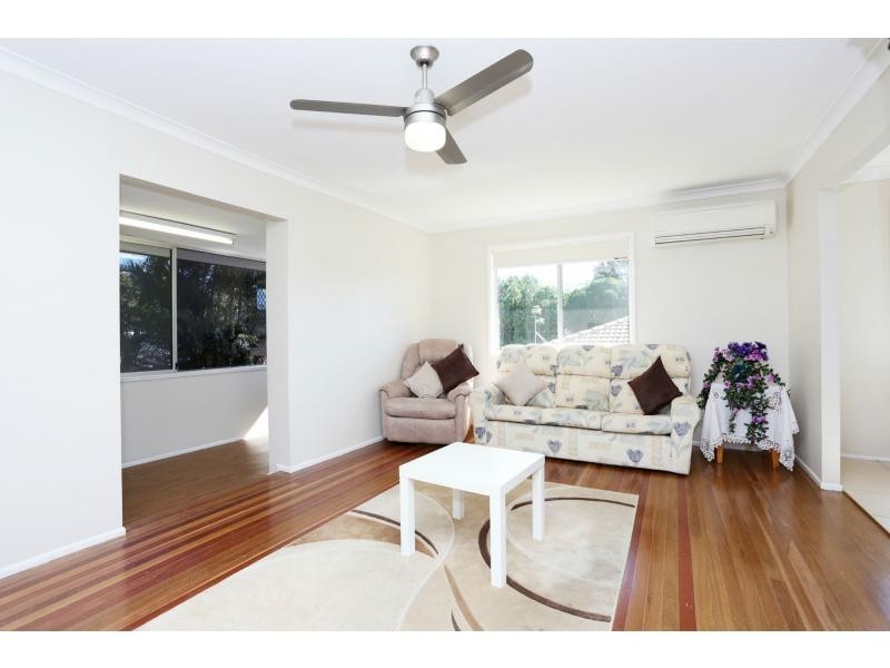 42 Tainton Street, Clontarf QLD 4019